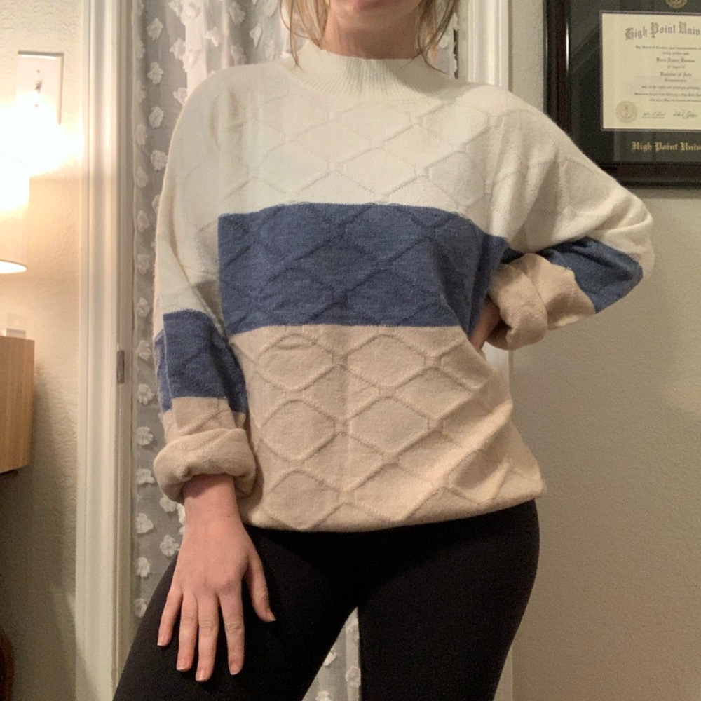 NWOT Supersoft Oversized Knit Sweater